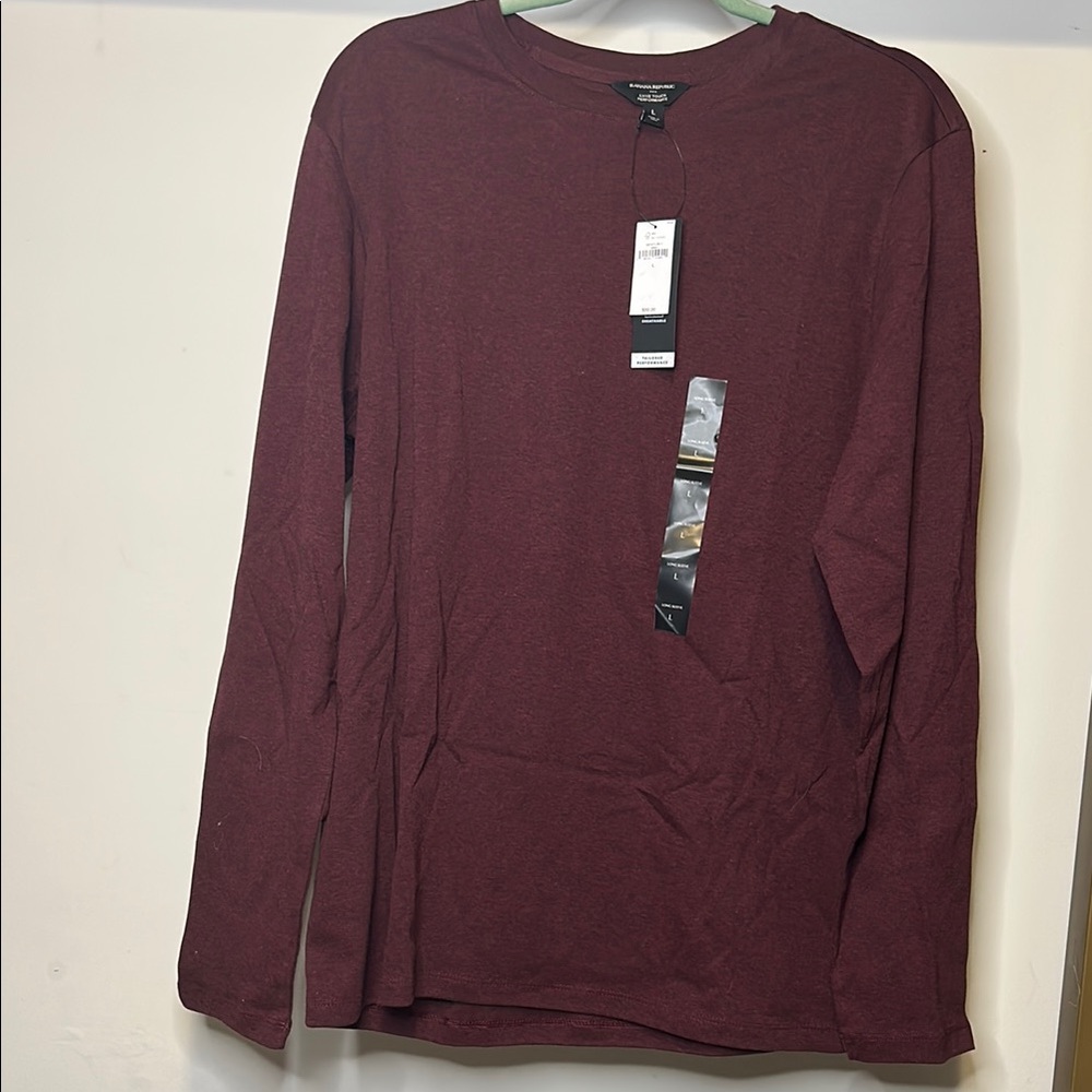 Banana Republic Red Long Sleeve Tee Classic Design